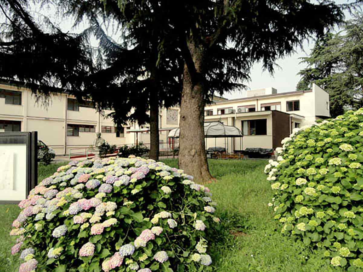 Sostituzione di caldaie e chiller elettrici con pompe di calore a gas reversibili in residenza sanitaria assistenziale