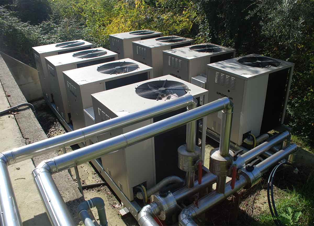 Gas chillers with process application for wine production