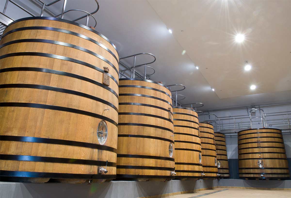 Senkung des Strombedarfs um bis zu 86 % in einer Weinkellerei in Bordeaux