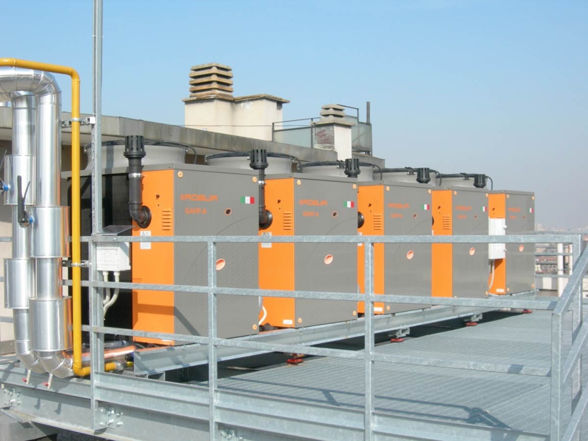 Riqualificazione dell'impianto termico in condominio del centro di Milano: 15.000 euro di risparmio sui costi del riscaldamento