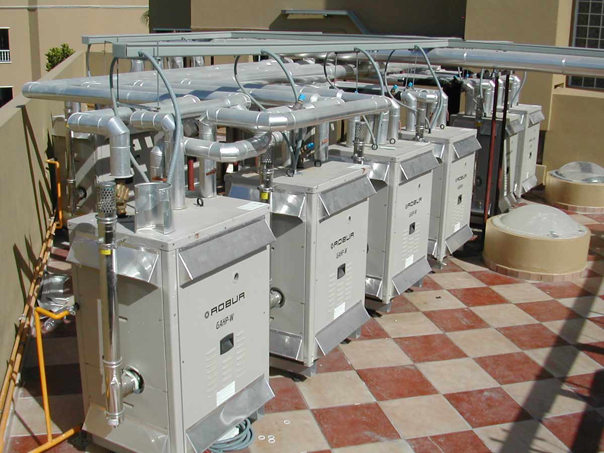 Pompe di calore acqua-acqua a gas per un hotel di 270 stanze a Tenerife
