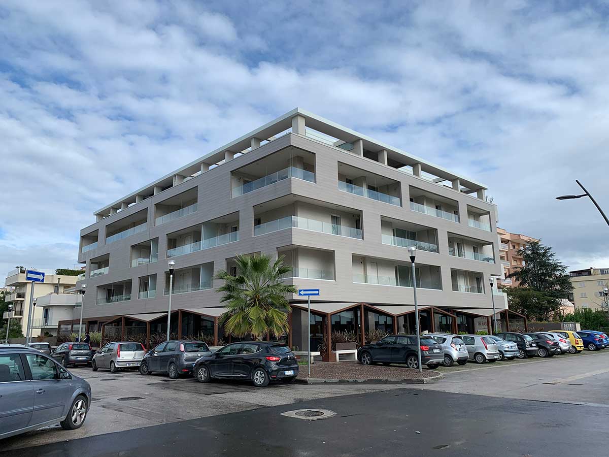 Nuovo condominio in classe A con pompe di calore a metano